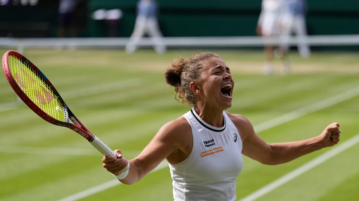 (AP Photo/Mosa'ab Elshamy)
 : Jasmine Paolini of Italy celebrates after defeating Donna Vekic of Croatia in their semifinal match at the Wimbledon tennis championships in London, Thursday, July 11, 2024. 

